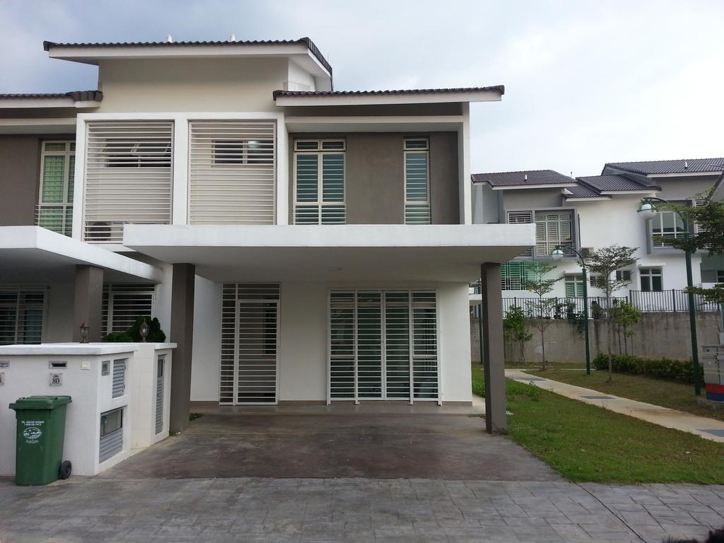 Masayu Putrajaya Homestay Esterno foto